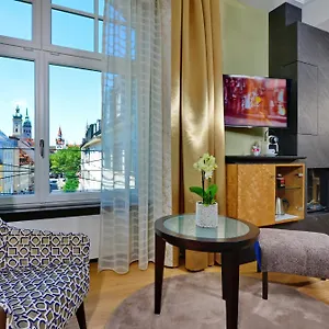 Otel Torbraeu